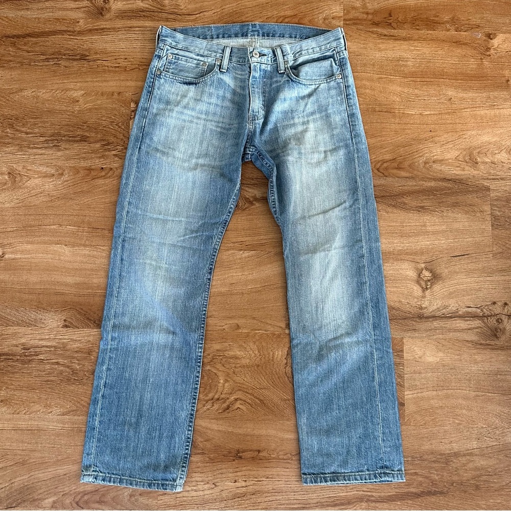 Levi’s 514 Jeans